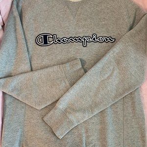 Champion grey sweater (S)